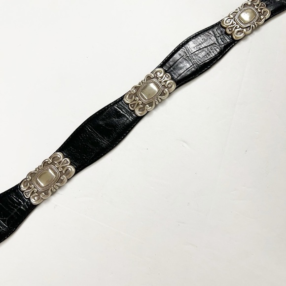 Fossil Womens Vintage Black Leather Croc Embossed Silver Conch Belt Size S - Picture 4 of 13